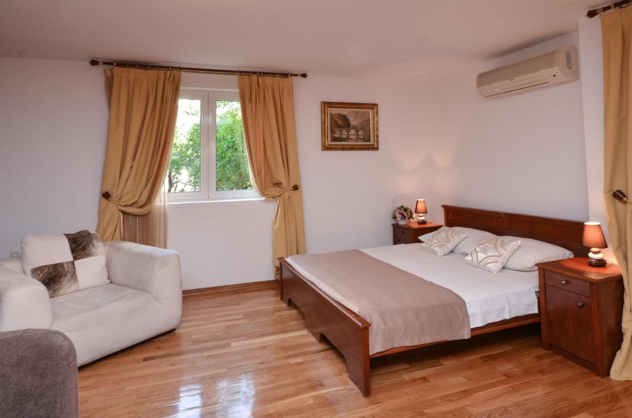Apartments Petkovic Будва Екстер'єр фото