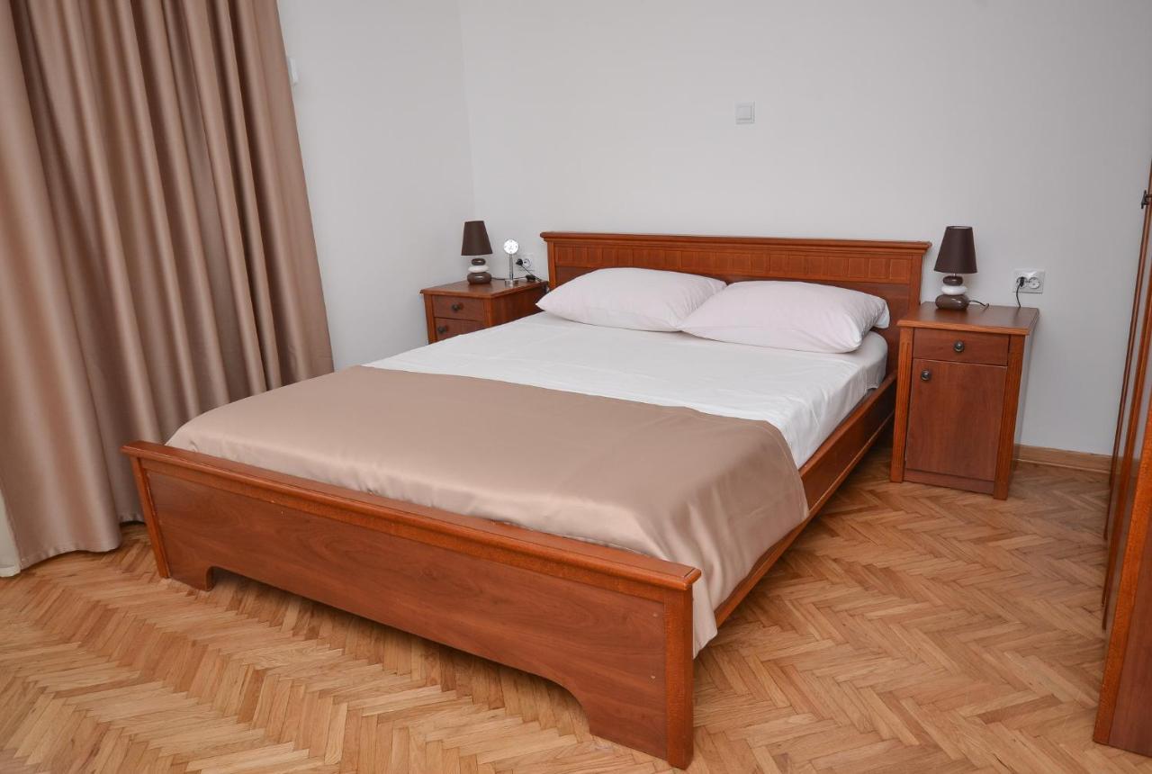 Apartments Petkovic Будва Екстер'єр фото