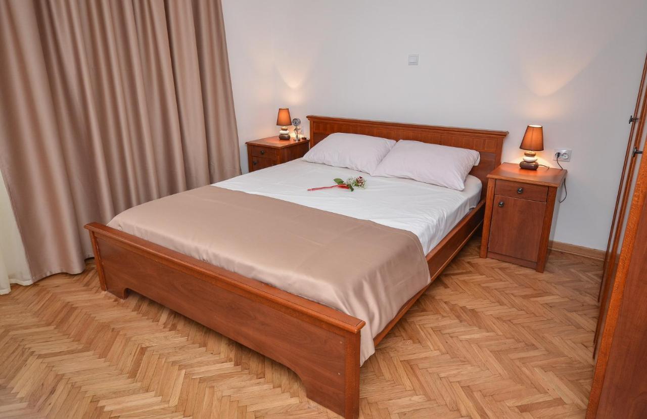 Apartments Petkovic Будва Екстер'єр фото