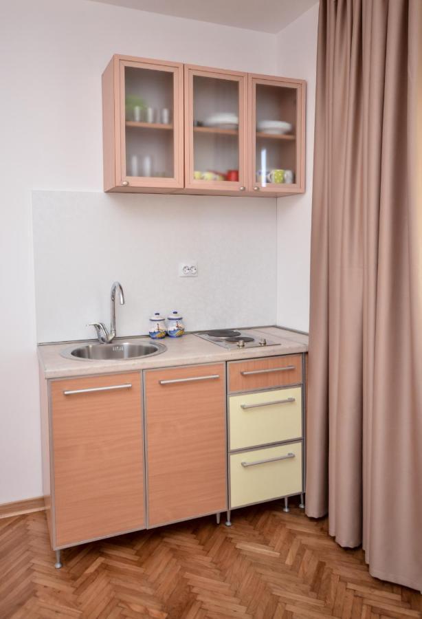 Apartments Petkovic Будва Екстер'єр фото