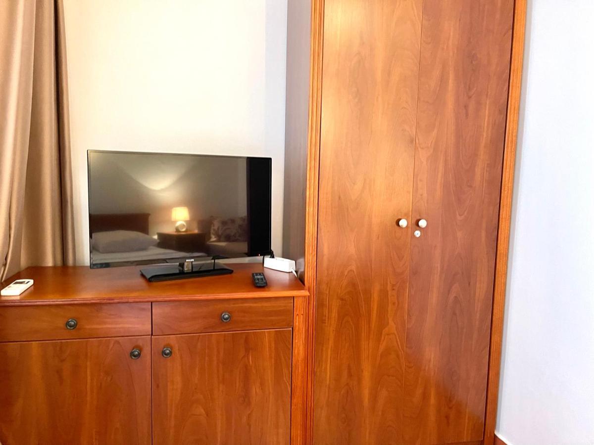 Apartments Petkovic Будва Екстер'єр фото